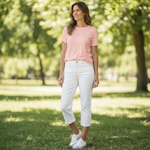 Elegant White Women's Capris